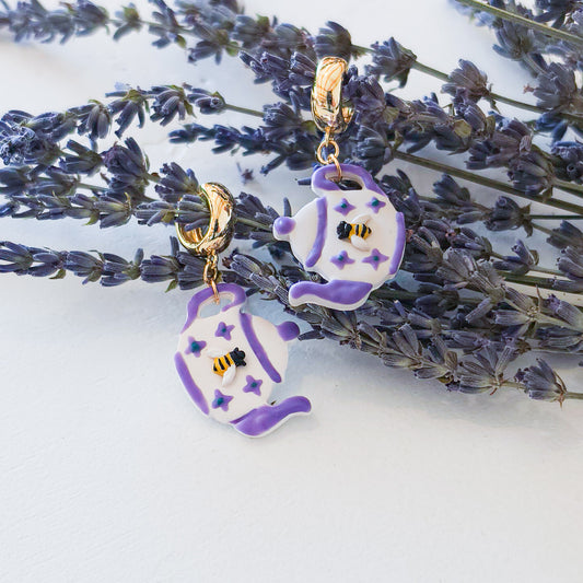 Bee-Dazzled Teapots